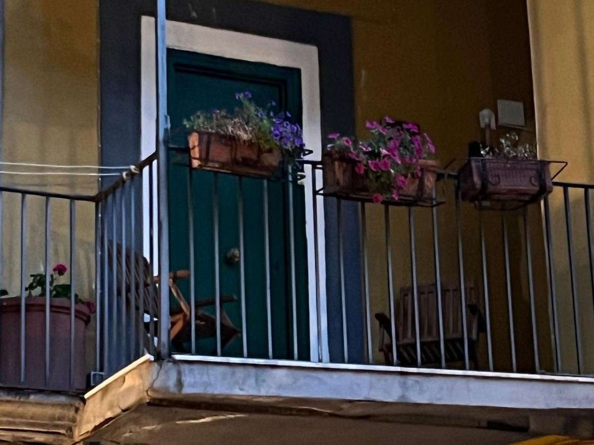 La Limonaia Di Chiaia Apartman Nápoly Kültér fotó