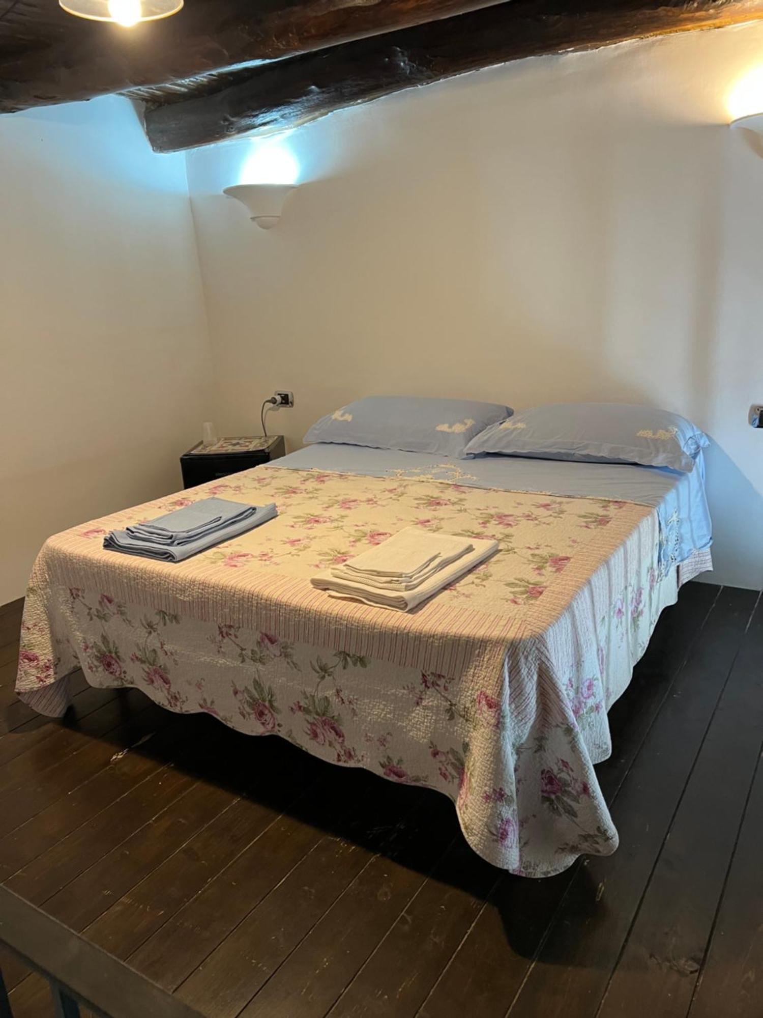 La Limonaia Di Chiaia Apartman Nápoly Kültér fotó